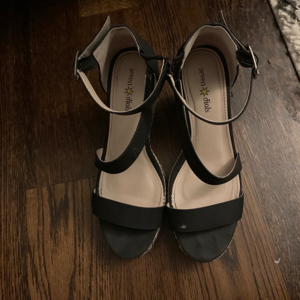 Size 8.5 seven dials Fiona black espadrilles